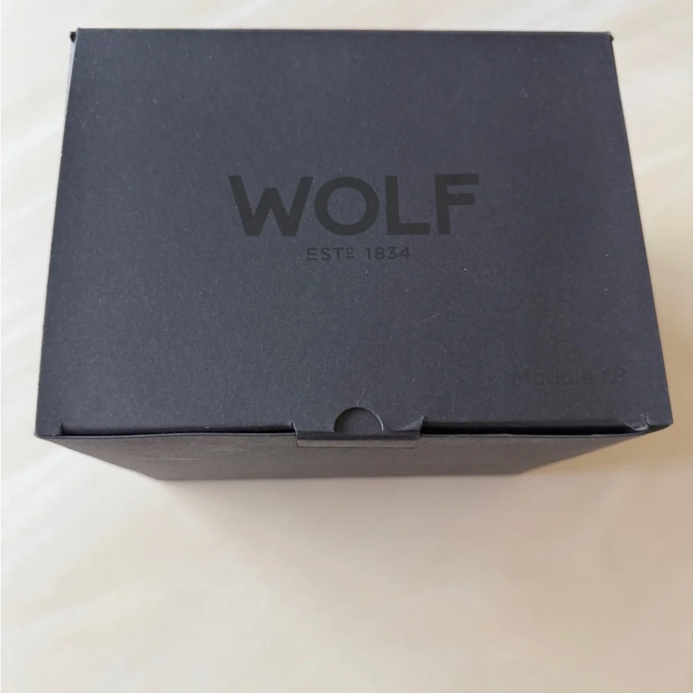 WOLF Cub Winder with cover - Black